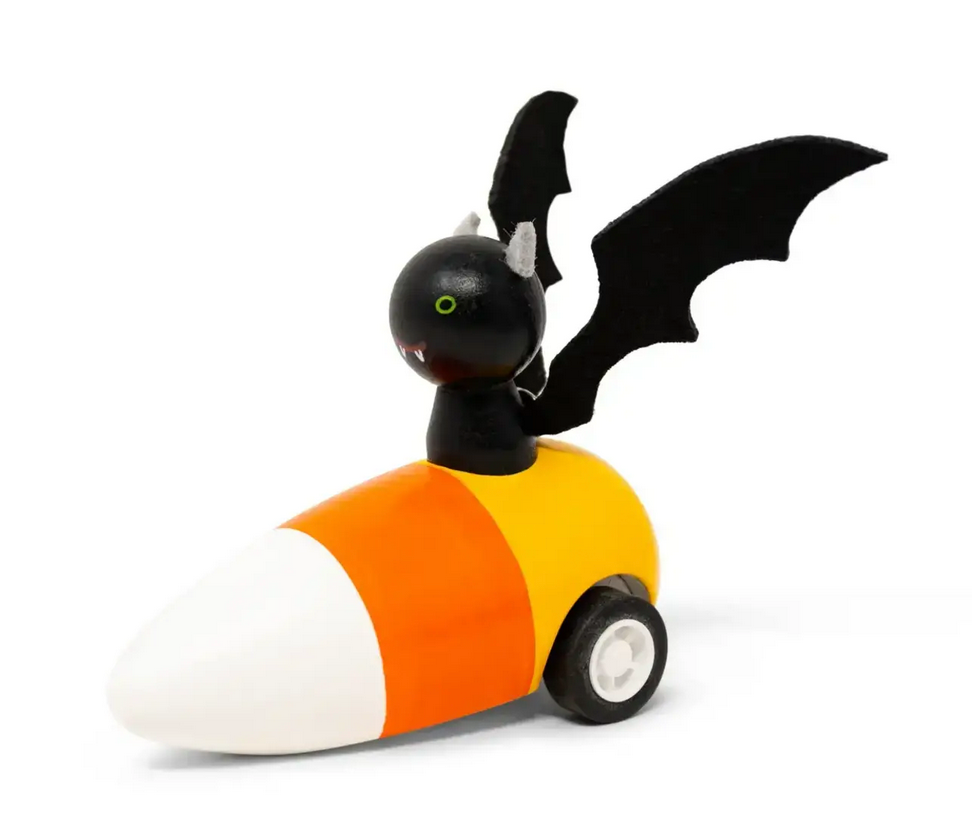 Pullback Witch & Cat In Candy Corn