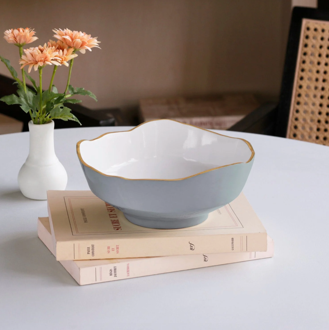 Beatriz Ball - Dakota Bowl