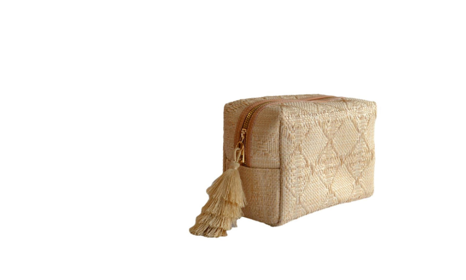 Straw makeup bag with tassel