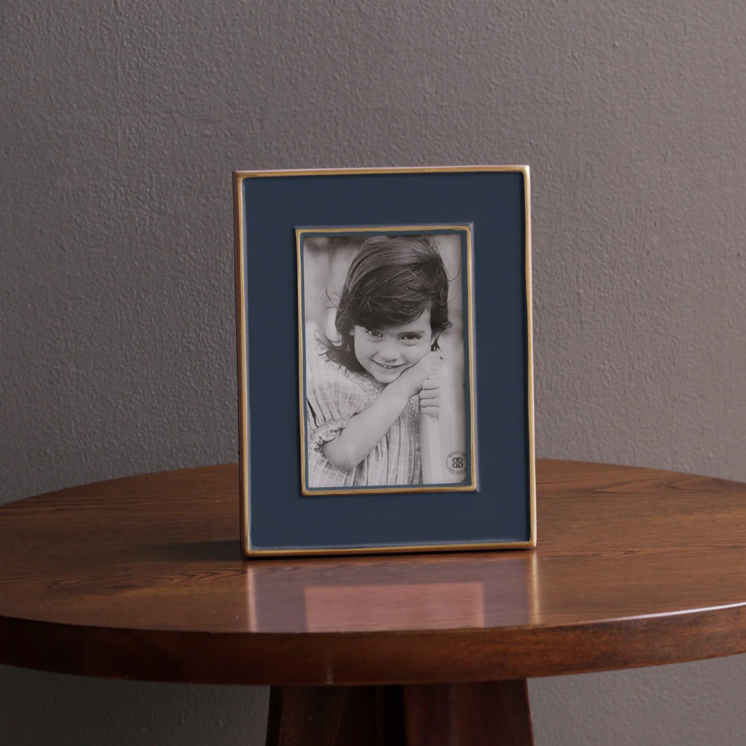 Beatriz Ball Picture Frame Encanto