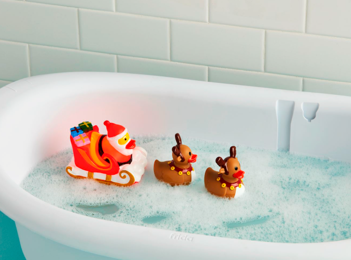 Santa and Reinducks Bath Toy Set