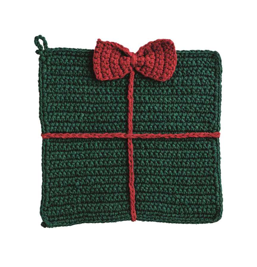 Crocheted Christmas Trivet